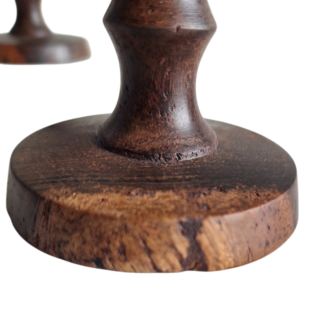 Set van 6 handgesneden Afrikaanse houten kelken met dierenreliëf