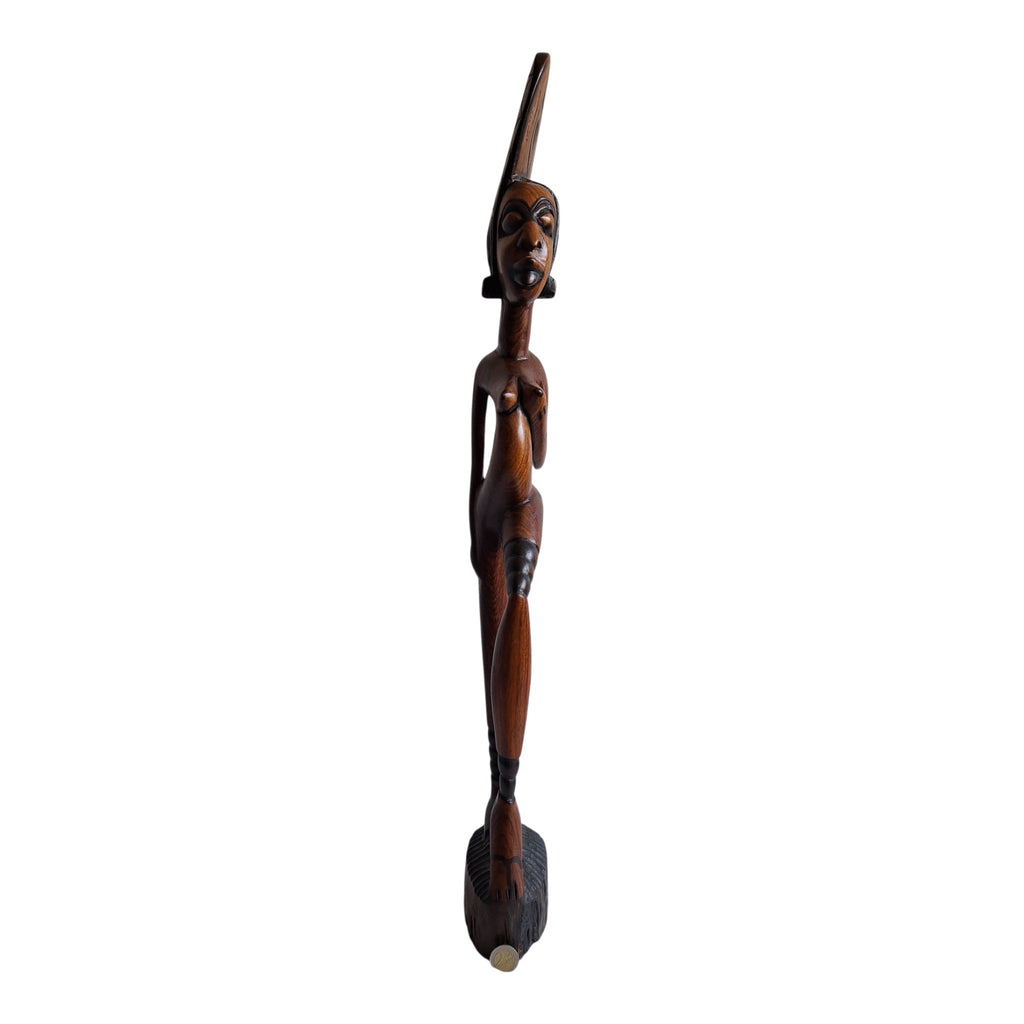 Houten beeld van gestileerde Afrikaanse vrouw - boho stijl