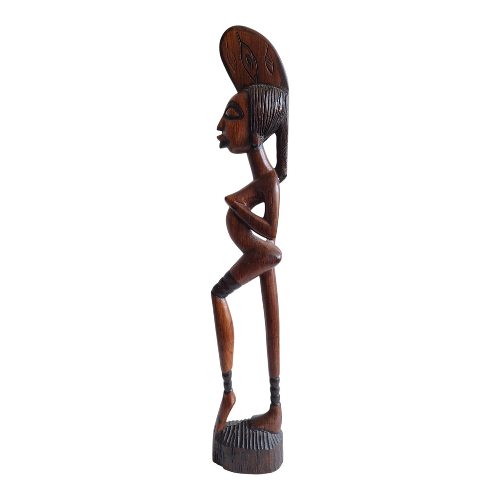 Houten beeld van gestileerde Afrikaanse vrouw - boho stijl