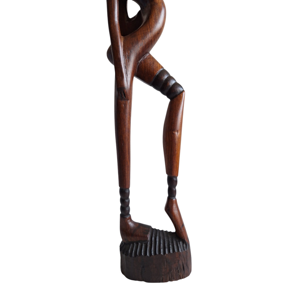 Houten beeld van gestileerde Afrikaanse vrouw - boho stijl