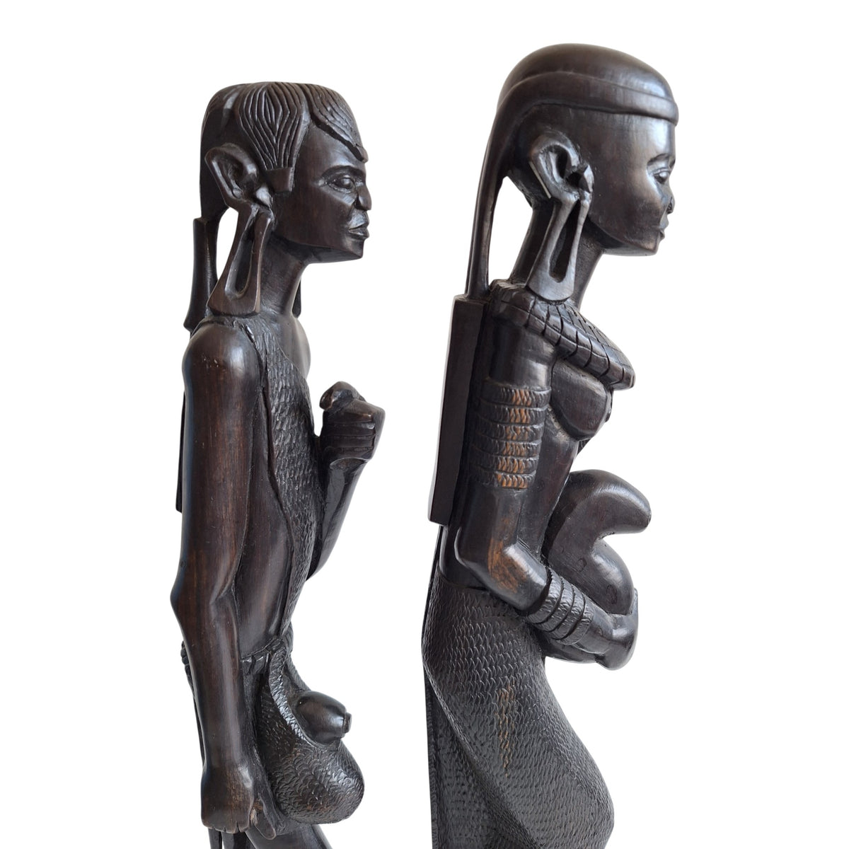 Paar houten Maasai-figuren - man en waterdraagster