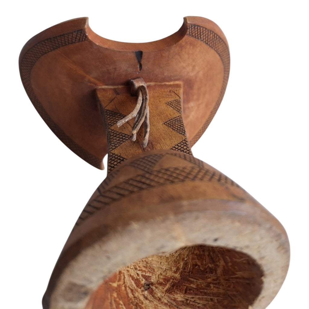 Houten Borkoto-neksteun - geometrische decoratie en draaglus
