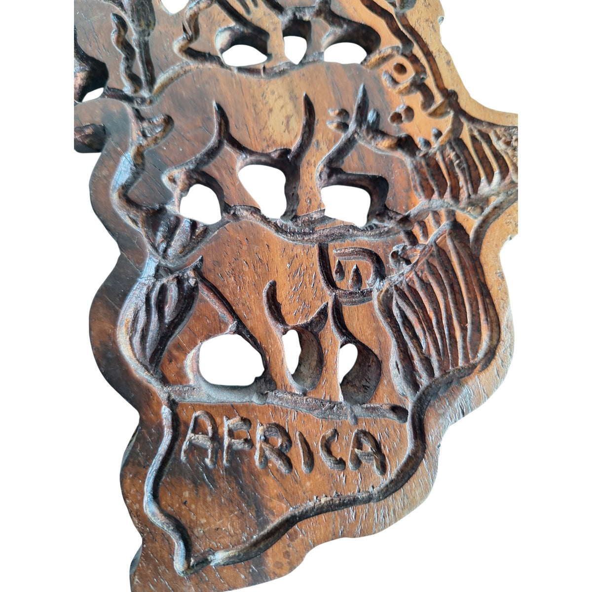 Houten kaart van Afrika - safaridieren en Africa-gravure