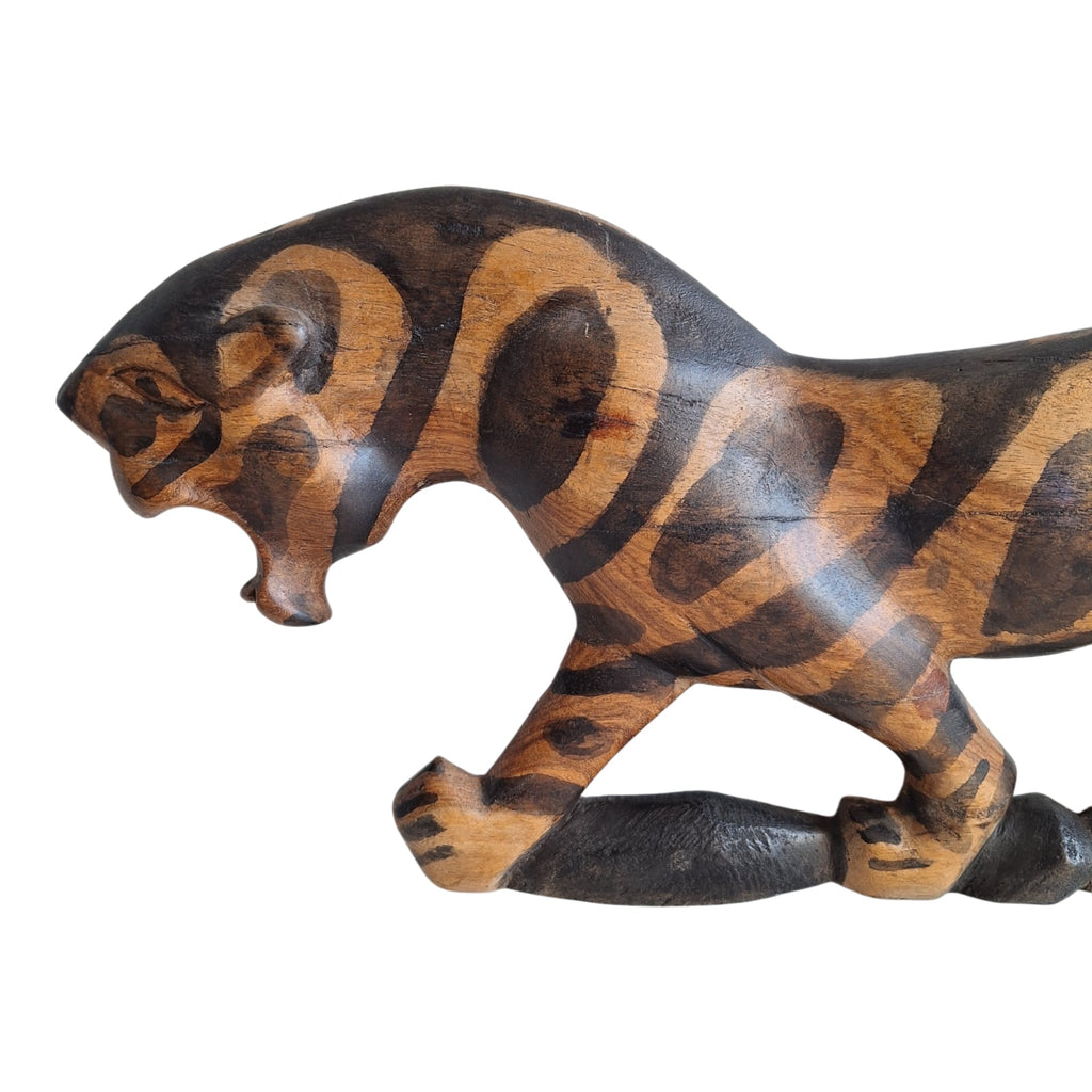 Houten tijger voor aan de muur - houtsnijwerk uit Kenia