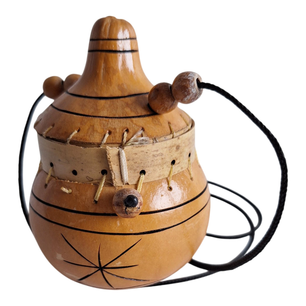 Afrikaans kalebastasje - met houten kraaltjes