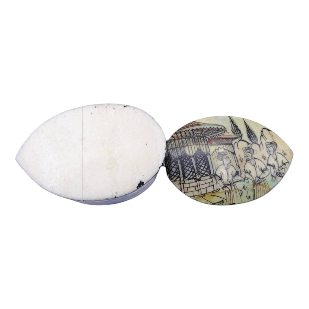 2nd Hand Bargain antique bone snuff box, hand-painted with figures and a building. Oval shape, 2.5cm high, 5.5cm diameter.