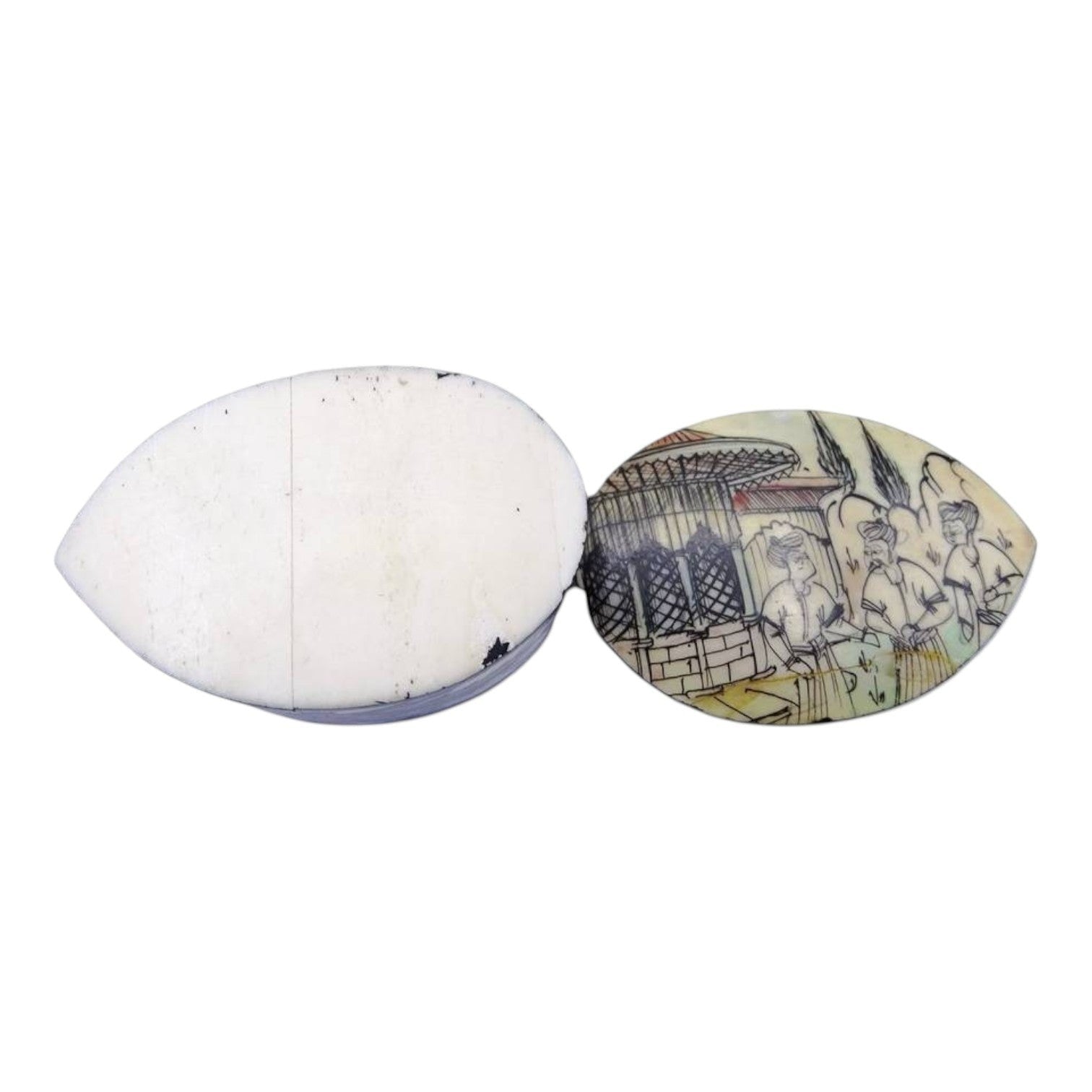 2nd Hand Bargain antique bone snuff box, hand-painted with figures and a building. Oval shape, 2.5cm high, 5.5cm diameter.